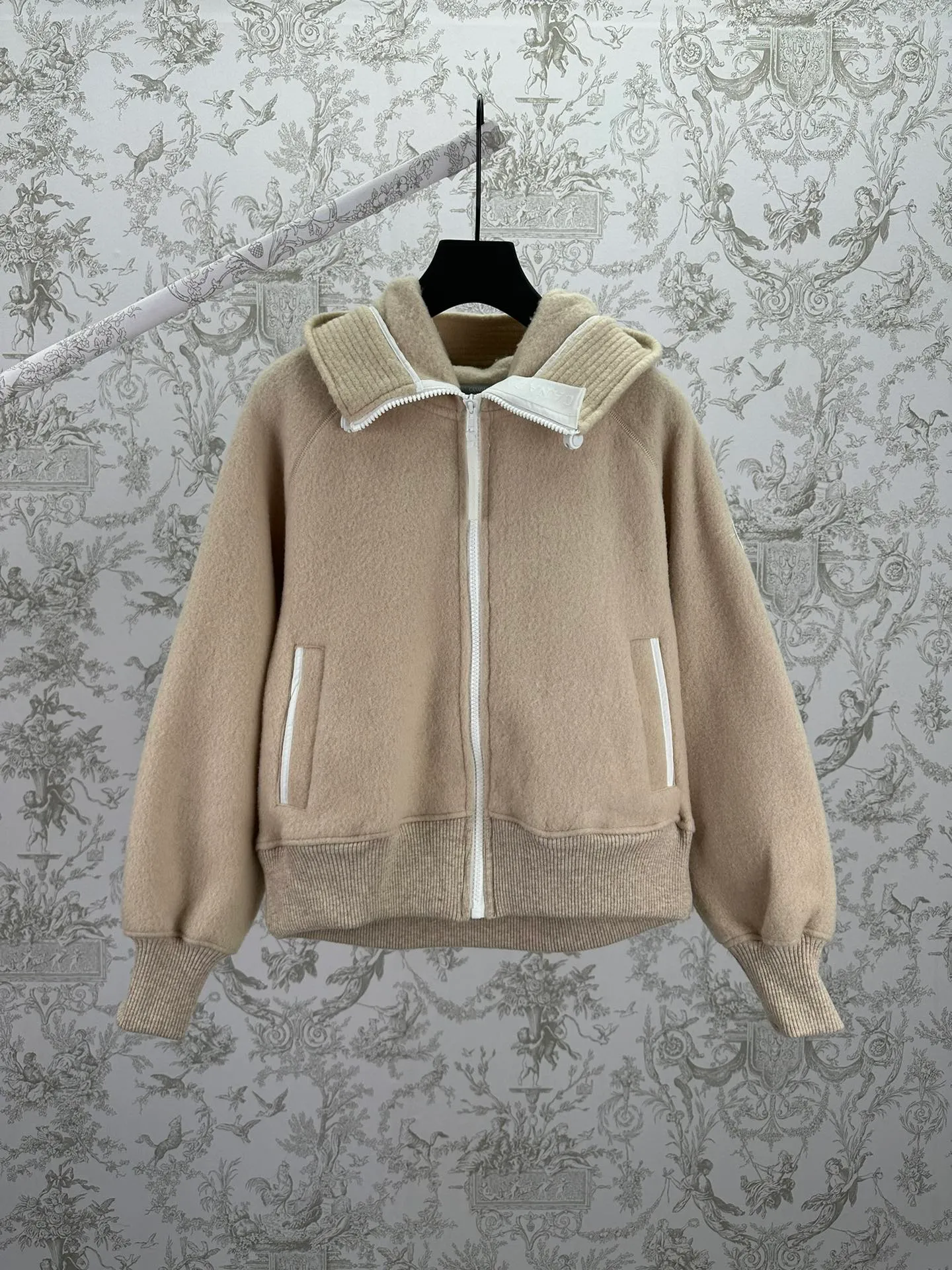 P710 CANDA GOOSE 25ss new hilliwack series wool fleece weatherproof front warm bomber jacket multi-color code number: S.M.L.